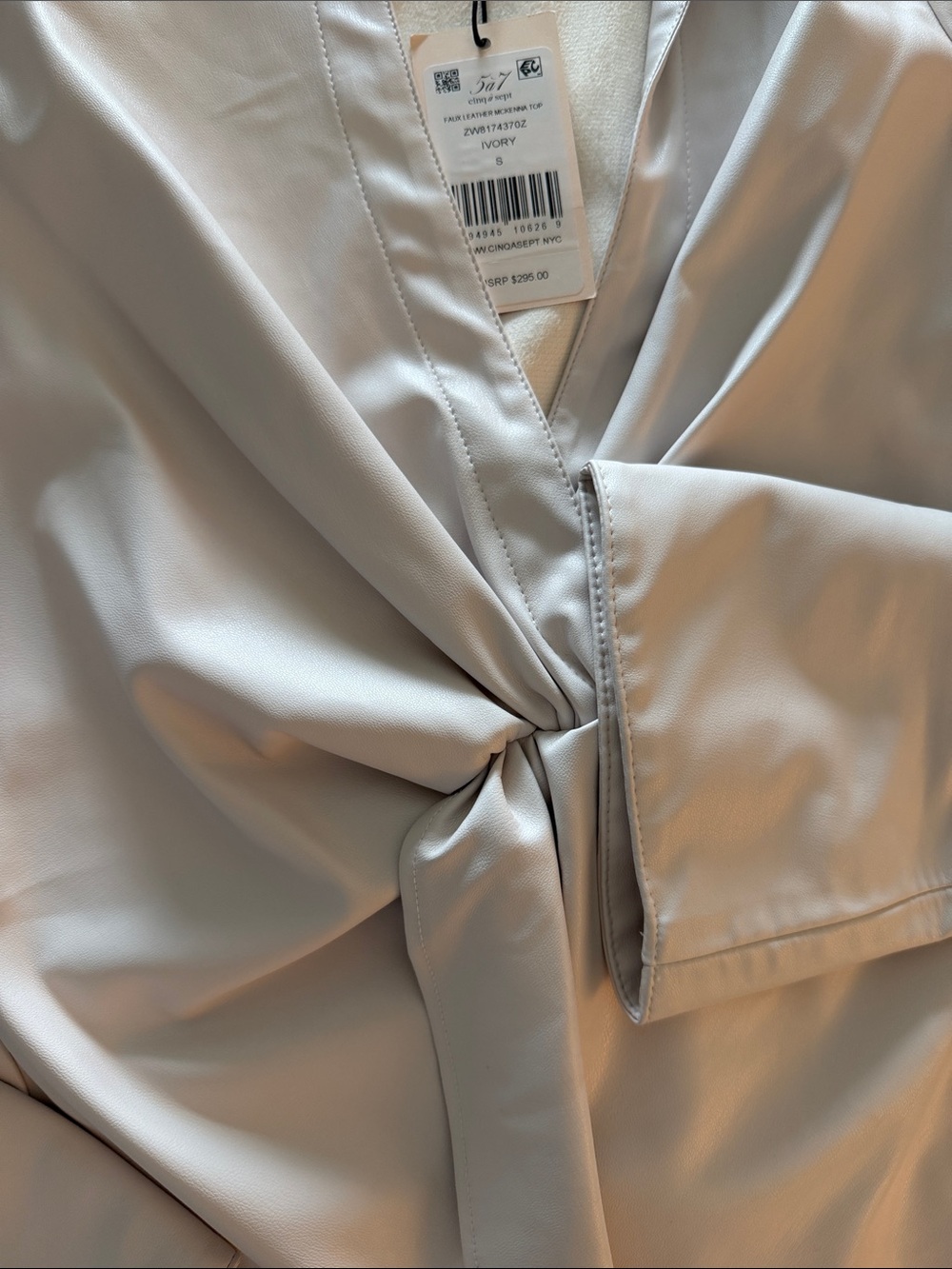 Cinq a Sept off white grey Twist-Front pleather top - Picture 4 of 4
